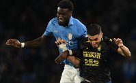 Napoli, i tifosi: Badiashile sembrava Koulibaly. De Laurentiis, ora l'ultimo colpo