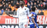 FOTO - Dopo la scommessa shock di Balotelli a Napoli, vespa ripescata in mare e duemila euro persi