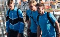 Beukema a colloquio con De Bruyne. Il Napoli è arrivato in treno a Firenze