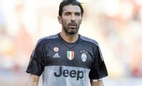 Buffon, l'agente avverte il Napoli: Scudetto? Si, ma stiano attenti alla Roma