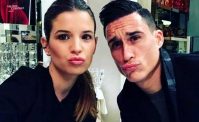 Le figlie di Reina e Callejon napoletane doc, cantano a squarciagola Maria Nazionale in auto
