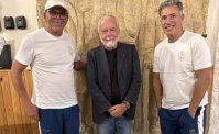 De Laurentiis a tavola con Alemao e Careca: Una cena di grande interesse