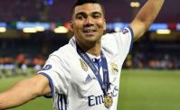 United, 200 milioni per sostituire Casemiro: nel mirino un vecchio sogno di De Laurentiis