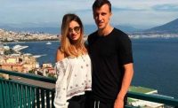 Chiriches si commuove, addio con lettera da brividi: Napoli nel cuore! Mio figlio mi ricorder�...