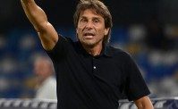 Olive: Conte lo ha voluto fortemente a Napoli, dimostri di meritare questa maglia