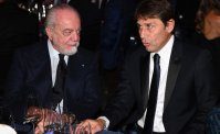Conte-De Laurentiis, l'ultima cena sar&agrave; per l'addio. Un mese fa il confronto