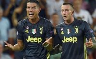 Ronaldo furioso con Rocchi, volano parole grosse! L'arbitro estrae il cartellino giallo