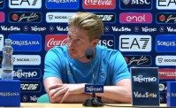 De Bruyne: Posso capirlo, il più giovane non sono io. L'ha spiegato a Lukaku