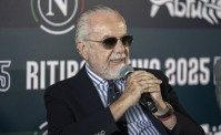 De Laurentiis folle e visionario. Ha studiato il calcio dalle dispense, ora è un modello per tutti