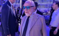 De Laurentiis e Valentina commossi. Sui social: Troppe lacrime, sar&agrave; addio dopo il Centenario