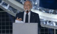 De Laurentiis: Il Napoli avrà un futuro vincente. La fede dei napoletani è una forza. Dono 100mila euro per il sisma
