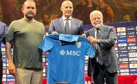 De Laurentiis: Ho chiamato pi&ugrave; volte Allegri. Mercato? Mi fate comprare...