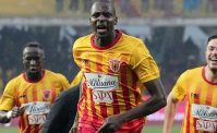 Il Benevento pareggia con Diabat�. Il Vigorito esplode, c'� chi urla: Forza Napoli!