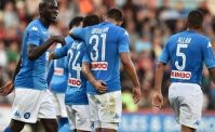 Appello della SSC Napoli ai tifosi: Niente sciarpe e vessilli azzurri a Nizza, si rischia l'arresto!
