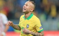 Everton piace al Napoli, Repubblica: Giuntoli propone una contropartita. Lozano, futuro in bilico
