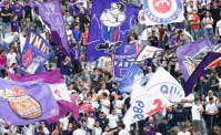 Fiorentina sconfitta dal Sassuolo, tifosi furiosi: dura contestazione fuori lo stadio! Montella deluso