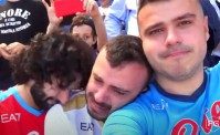Addio Insigne, le lacrime dei Fius Gamer allo stadio Maradona (VIDEO)