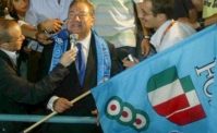 Gaucci e il Napoli. Il retroscena degli assegni e il castello in Umbria