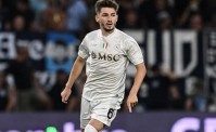 Napoli-Pisa: probabili formazioni. C'è Gilmour, Conte valuta cambio modulo
