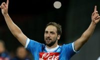 La clausola di Higuain? Ho avuto conferme sulla scadenza e deve essere pagata...