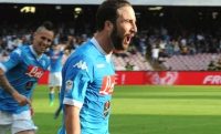 Si � parlato di lui come erede di Higuain, poi � stato bocciato? Non capisco