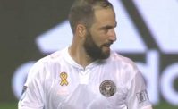 VIDEO - Higuain, esordio disastroso con il Miami! Sbaglia il rigore e poi scoppia la rissa