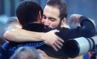 L'ultimo schiaffo di Sarri ai napoletani? Le parole sul Pipita che scapp� di notte alla Juventus