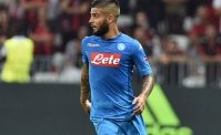 Napoli arrivato al Dall'Ara. Insigne col cappellino, Giaccherini col caff�. Koulibaly carica la squadra!