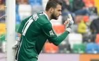 CRC - Domani visite mediche di Karnezis, agente in arrivo in Italia. Ultime su Ghoulam