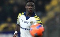 Il Napoli pensa a Mandela Keita del Parma. Concorrenza a Milan e Siviglia