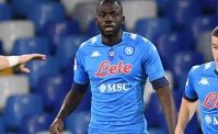 Koulibaly fa partire un bolide, il gol spettacolare visto dalla curva dei napoletani (VIDEO)