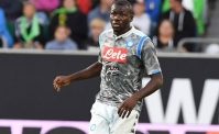 TUTTOSPORT - Koulibaly, l'agente discute con il Liverpool. Il Napoli ha individuato il sostituto