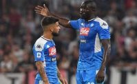 VIDEO - Mi dai il rosso per questo?. Koulibaly esce dal campo incredulo e non si d� pace