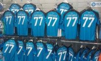 Kvara-mania, tifoso georgiano acquista 25 maglie del calciatore del Napoli