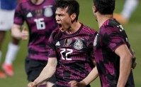 Lozano, super gol da centrocampo col Messico. I compagni: Ohhh! (VIDEO)