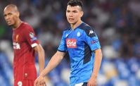 VIDEO - Lozano esce dallo stadio zoppicando: ecco come sta il messicano dopo l'infortunio