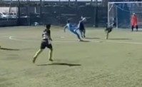 Lucas Cavani, super gol con la maglia del Napoli: il figlio del Matador stupisce in Under 11 (VIDEO)
