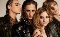 Tifosi Lazio contro Damiano dei Maneskin: spunta striscione all'Olimpico