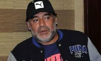 VIDEO - Maradona, accoglienza tra cori e fuochi d'artificio! Ma le immagini preoccupano i tifosi