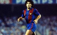 Maradona, ritrovata la maglia strappata in Barcellona-Bilbao. Una storia incredibile