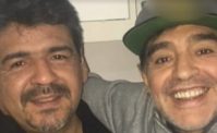 Quando Maradona and� a casa di Hugo e cantarono insieme Cient'anne (VIDEO)