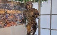 Statua Maradona, l'opera di Sepe presentata ai Quartieri Spagnoli: &Egrave; risorta per il popolo