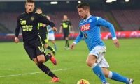 Mertens vuole il rigore! Bergomi: Radu tocca la palla, Caressa: Ho qualche dubbio