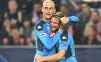 GAZZETTA - Rinnovo Callejon, Mertens sta provando a convincerlo! Ecco cosa ha chiesto per restare