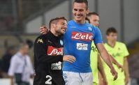 Milik stuzzica i suoi follower. Interviene Mertens: Peccato per il naso! (FOTO)