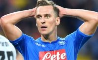 FOTO - Rimbrotto di Ancelotti a Milik: Cos� non va. Malcuit sbadiglia in panchina, guardate Maksimovic