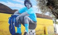 Murales Maradona a Gragnano, tifoso del Torino a bocca aperta: Eccezionale, meritate di vincere