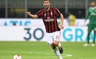 VIDEO - Terribile scontro Musacchio-Kessie, difensore accasciato a terra. Fair play spagnolo