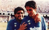 De Napoli: Maradona il più grande di tutti i tempi. Una volta mi prestò la sua Ferrari