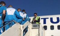 Napoli, attimi di paura per gli azzurri: aereo costretto ad atterraggio di emergenza